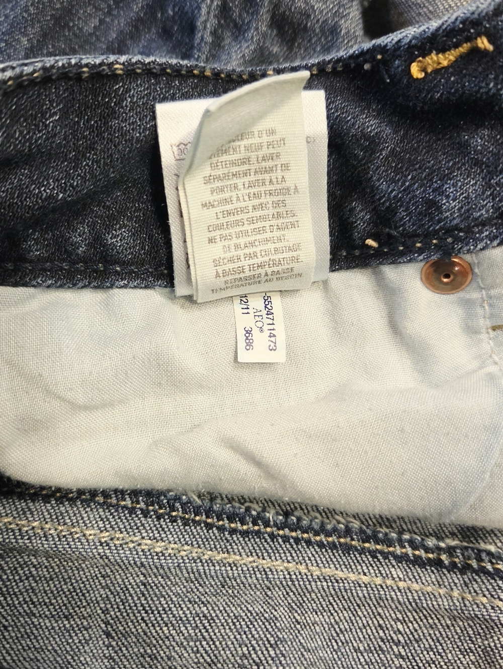 American Eagle AE Midi Dark Wash Stretch Denim Cuffed Women’s Shorts, Size 2 - Picture 6 of 6